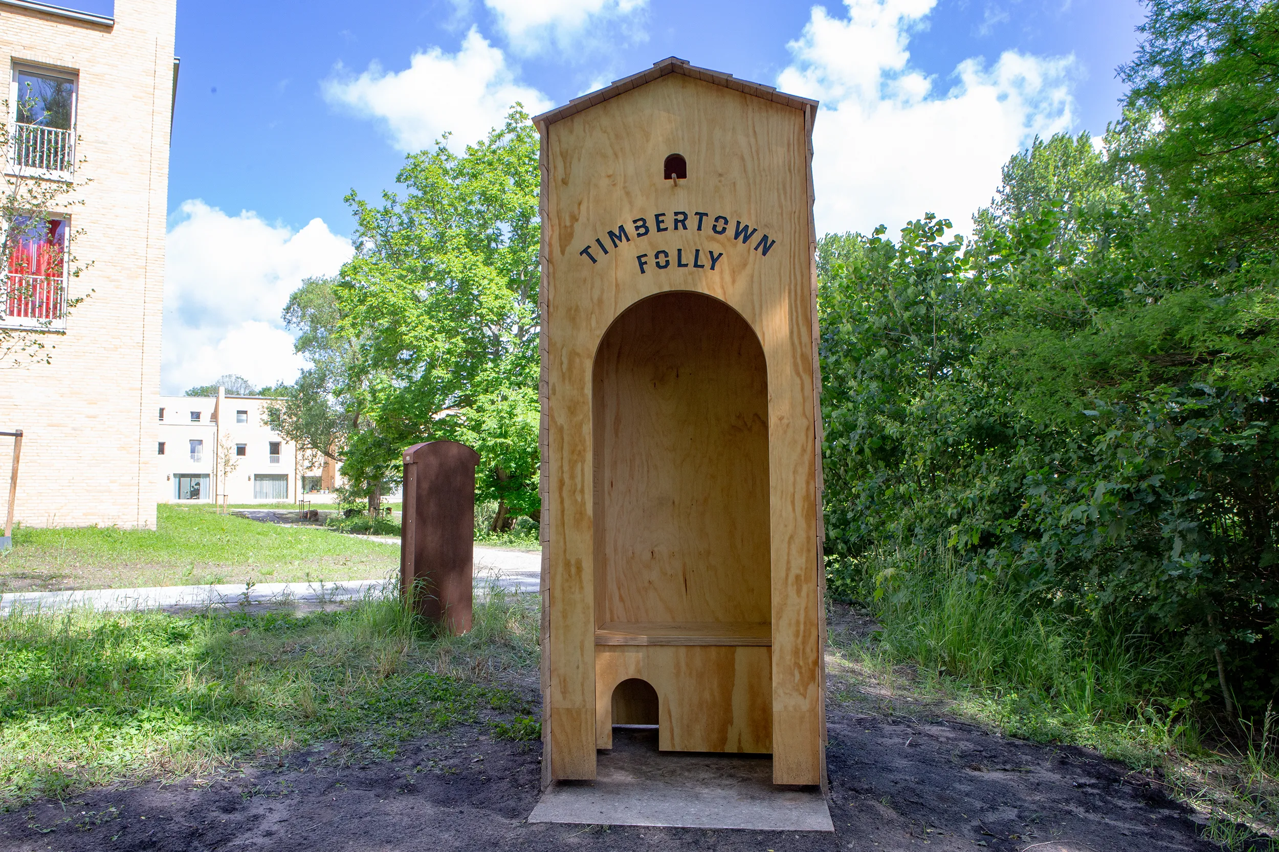09 06 2022 timbertown folly van peter de kan in het engelse park henk tammens 1