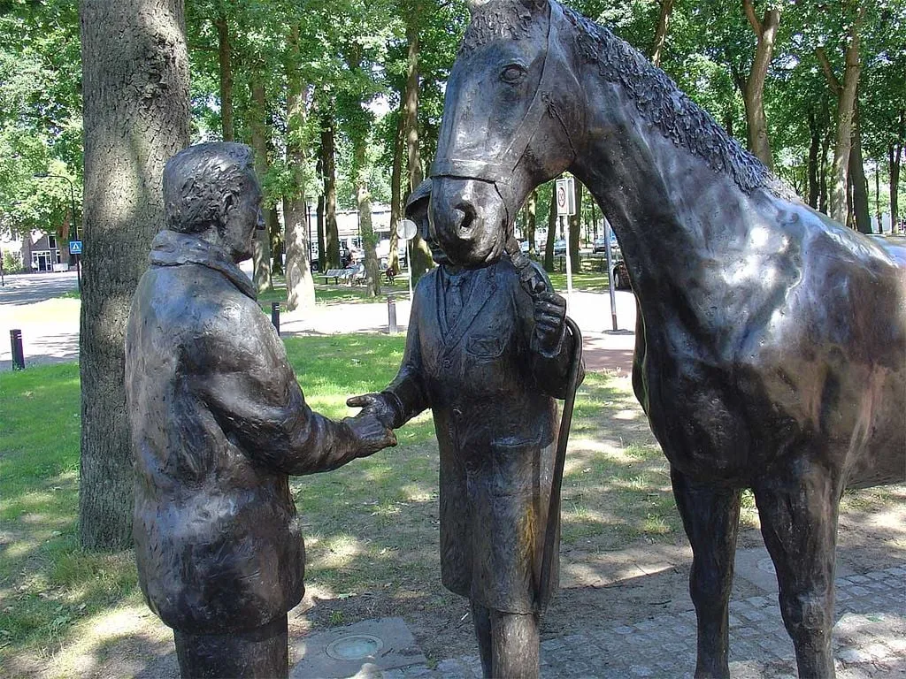 1024px zuidlaardermarktmonument