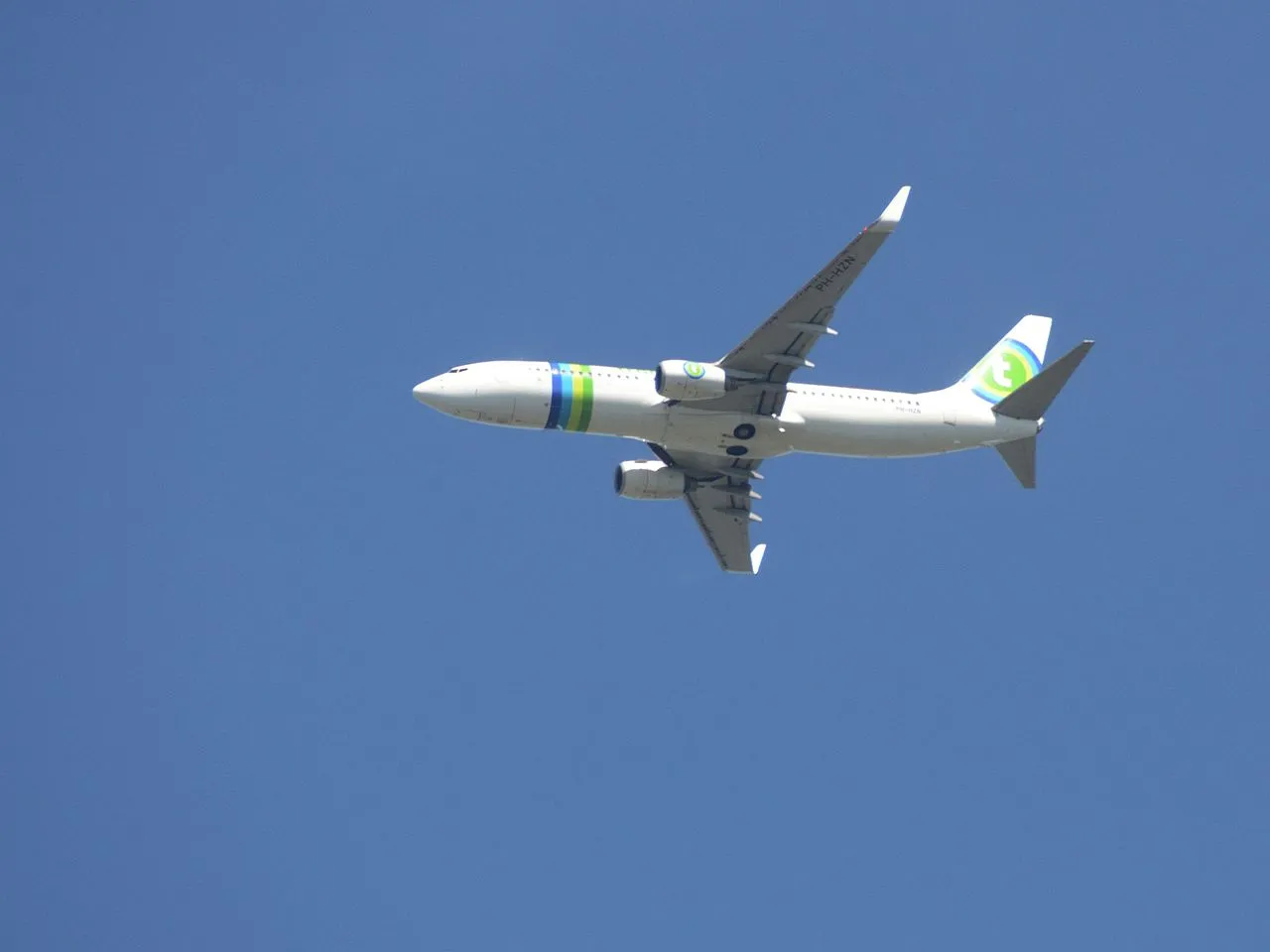 1280px ph hzn b737 800 transavia cc by sa 40 wikipedia commons ccbysa40 assen2015
