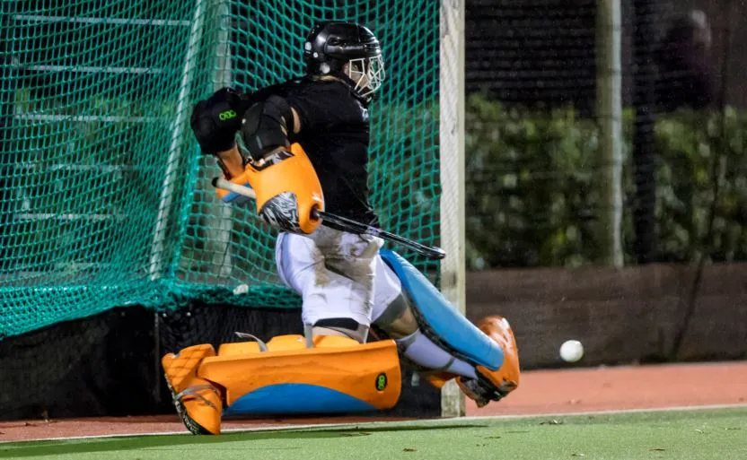 20171027 b9a5395jorien werumeus buning benutte strafbal voor de stand 1 2 foto 1