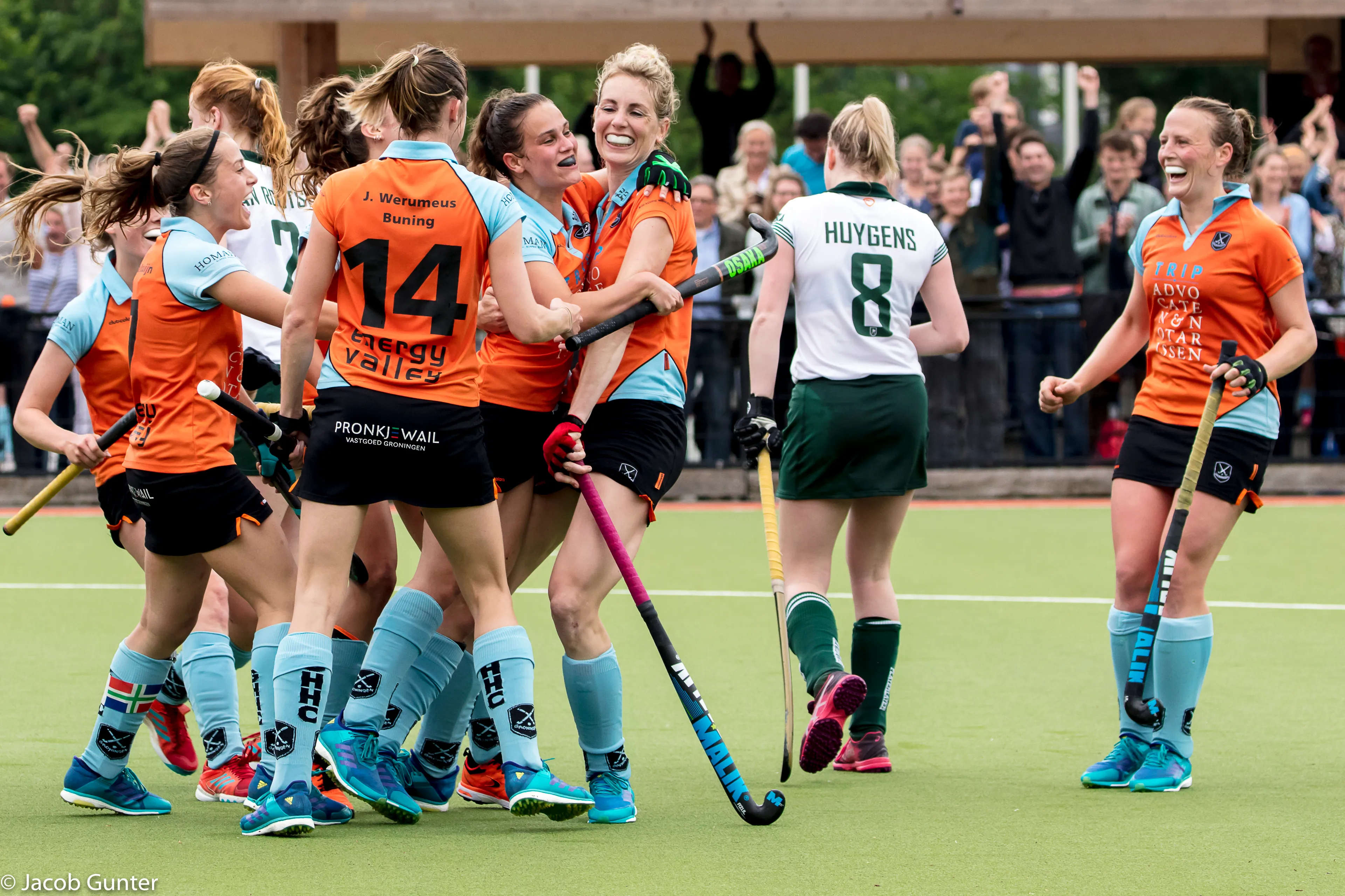 20180602 b9a9256 het vieren van de winnende goal