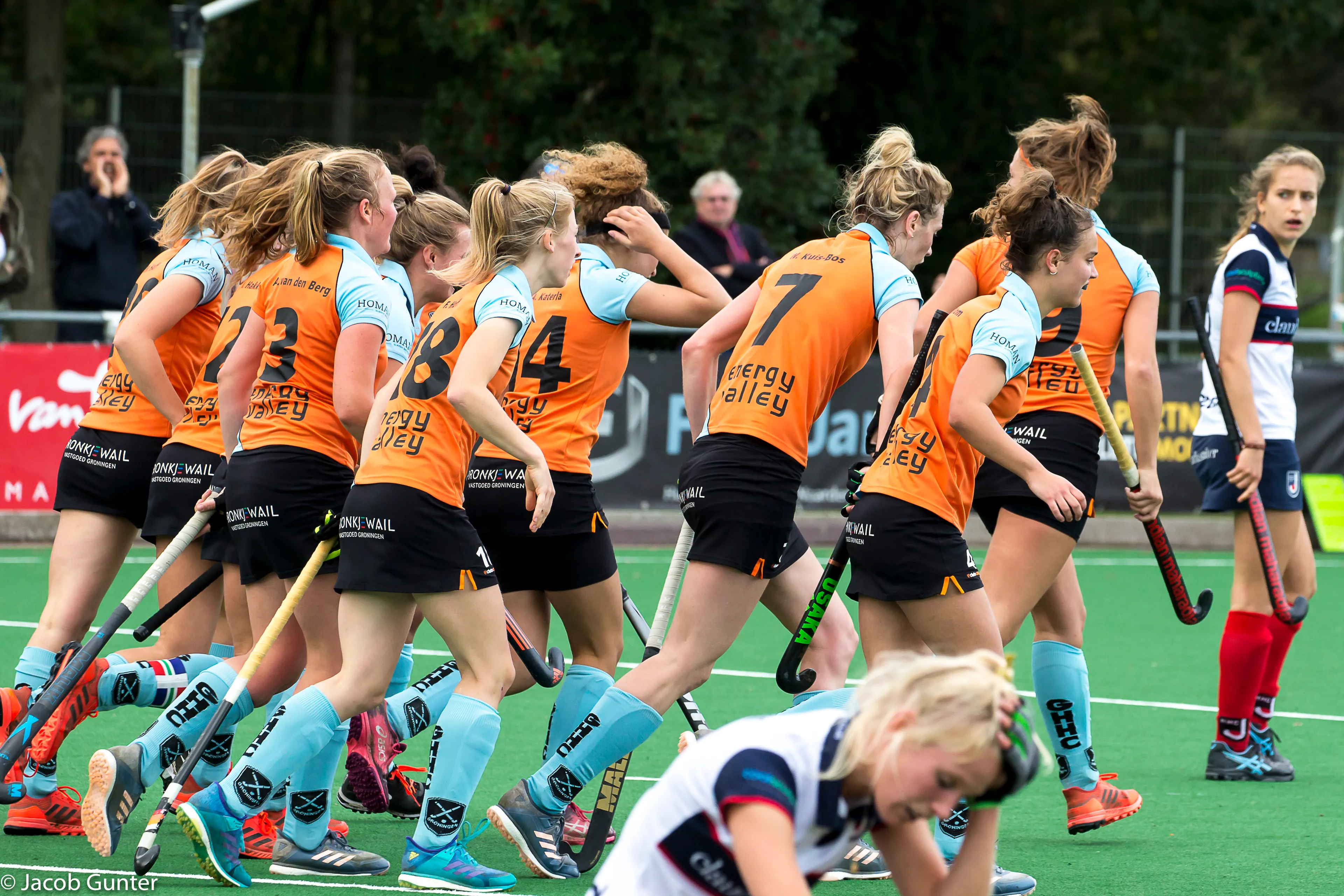 20181007 a16q1875 3 tegen huizen 7 okt