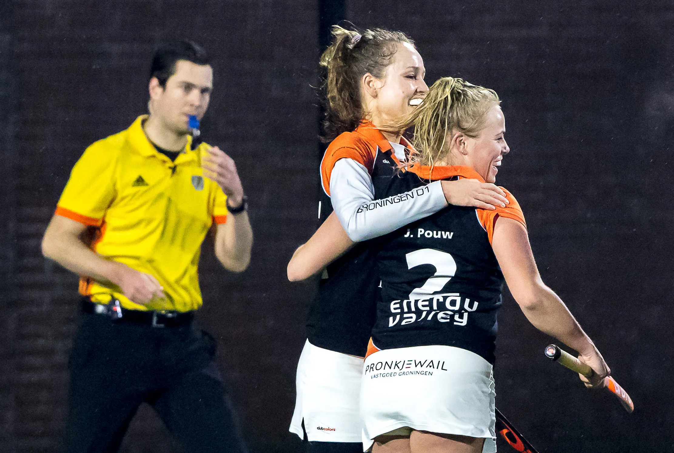 b9a8849 anne van erp viert met jasmijn pouw de eretreffer e1520693244531