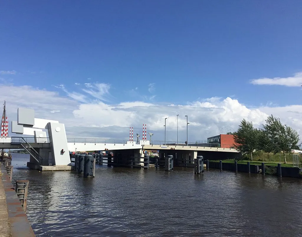 berlagebrug groningen cc by sa 40 sjoerddebruin