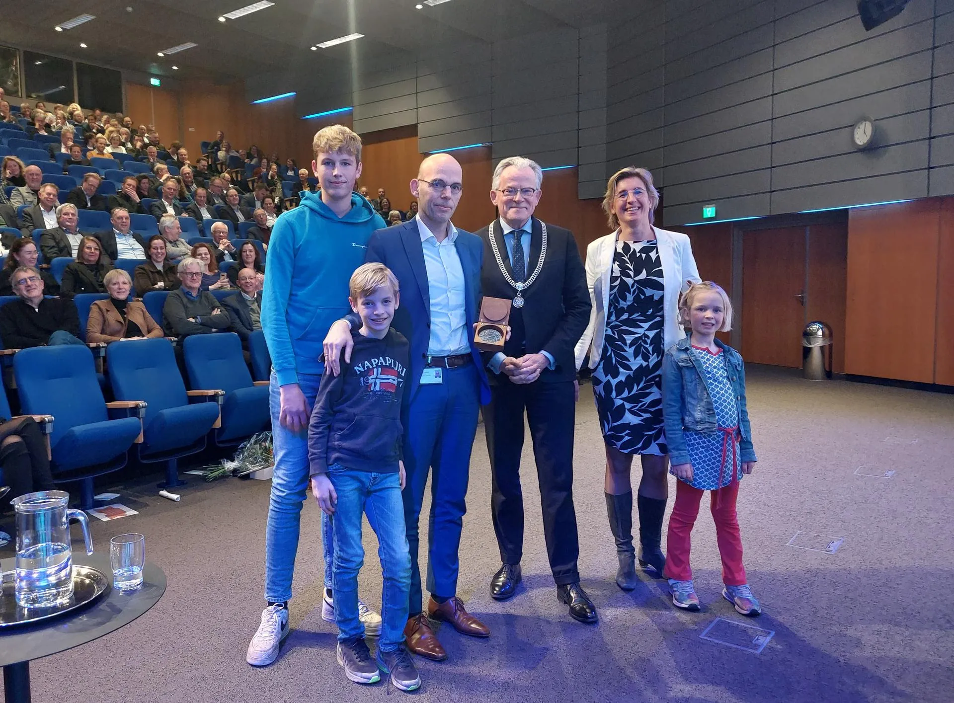 burgemeester van groningen koen schuiling met henk snapper en zijn gezin via umcg