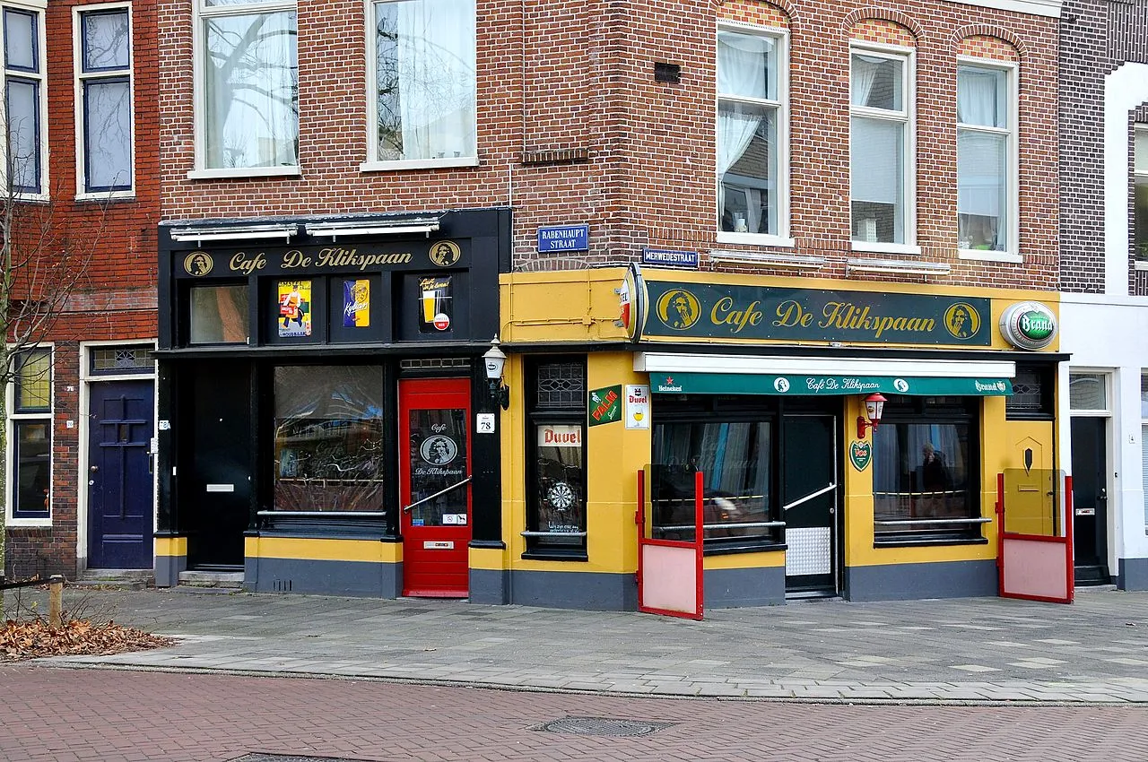 caf de klinsmann groningen 16066985240 cc by 20 facemepls wikipedia