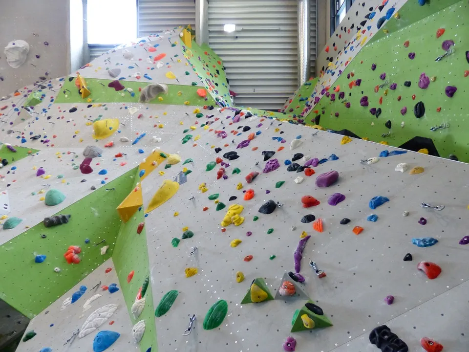 climbing wall 101525 960 720