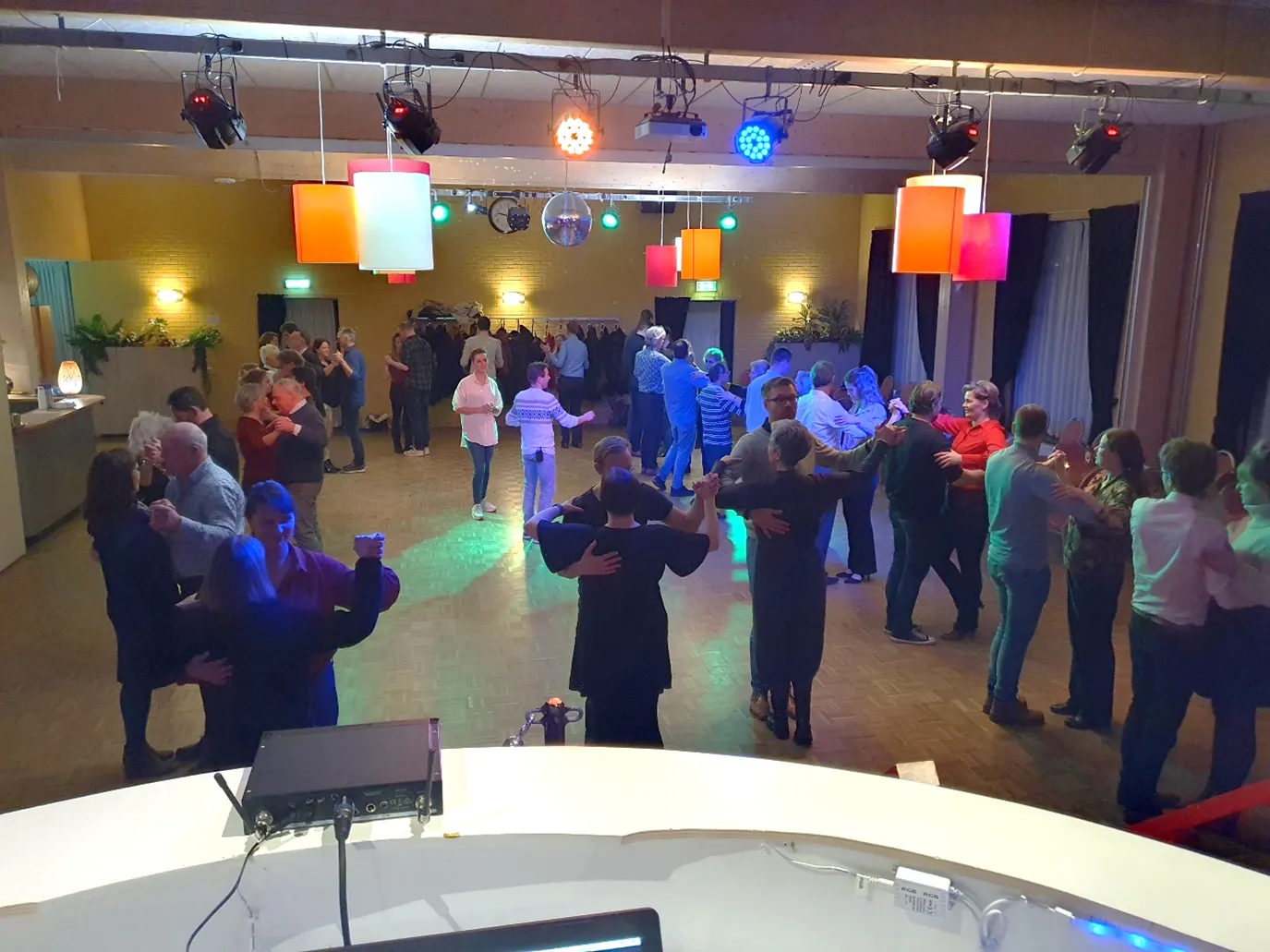 dansles bij groningen danst