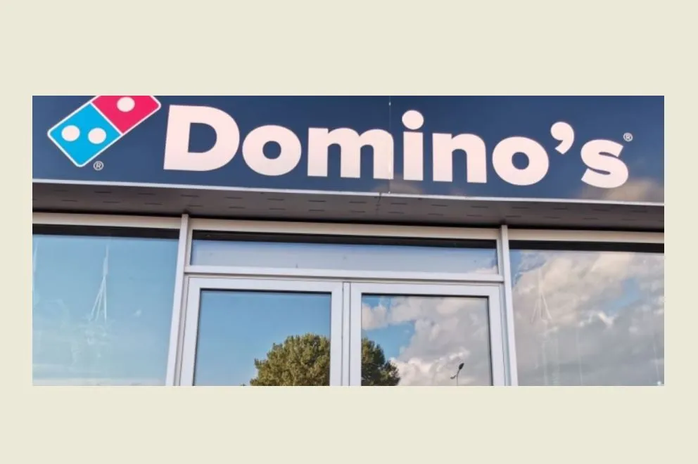 dominos1