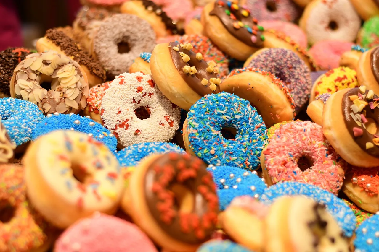 donuts 2969490 1280 pixabay