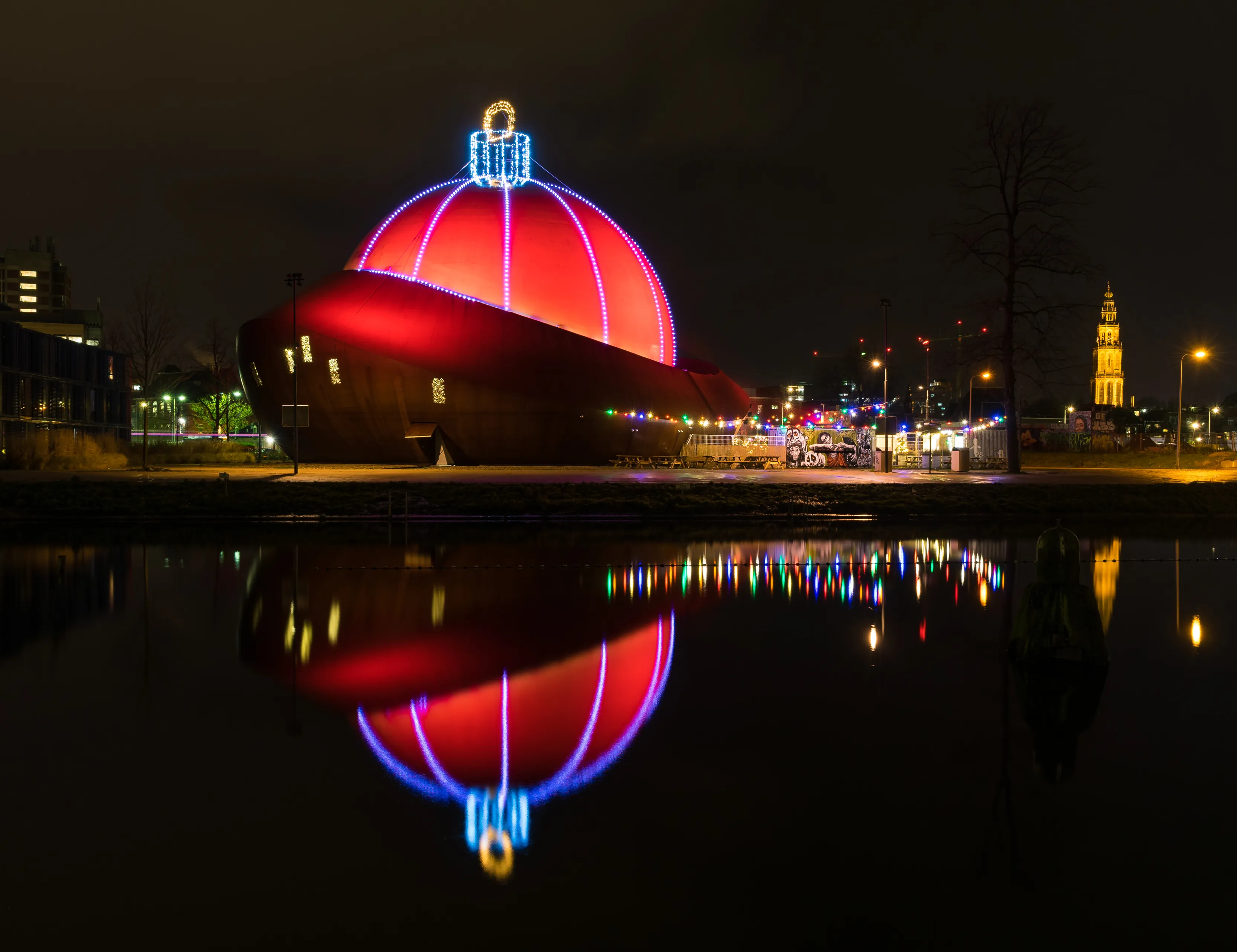 dot kerstbal melvin jonker