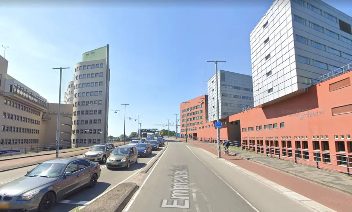 emmaviaduct bij hoofdstation richting assen