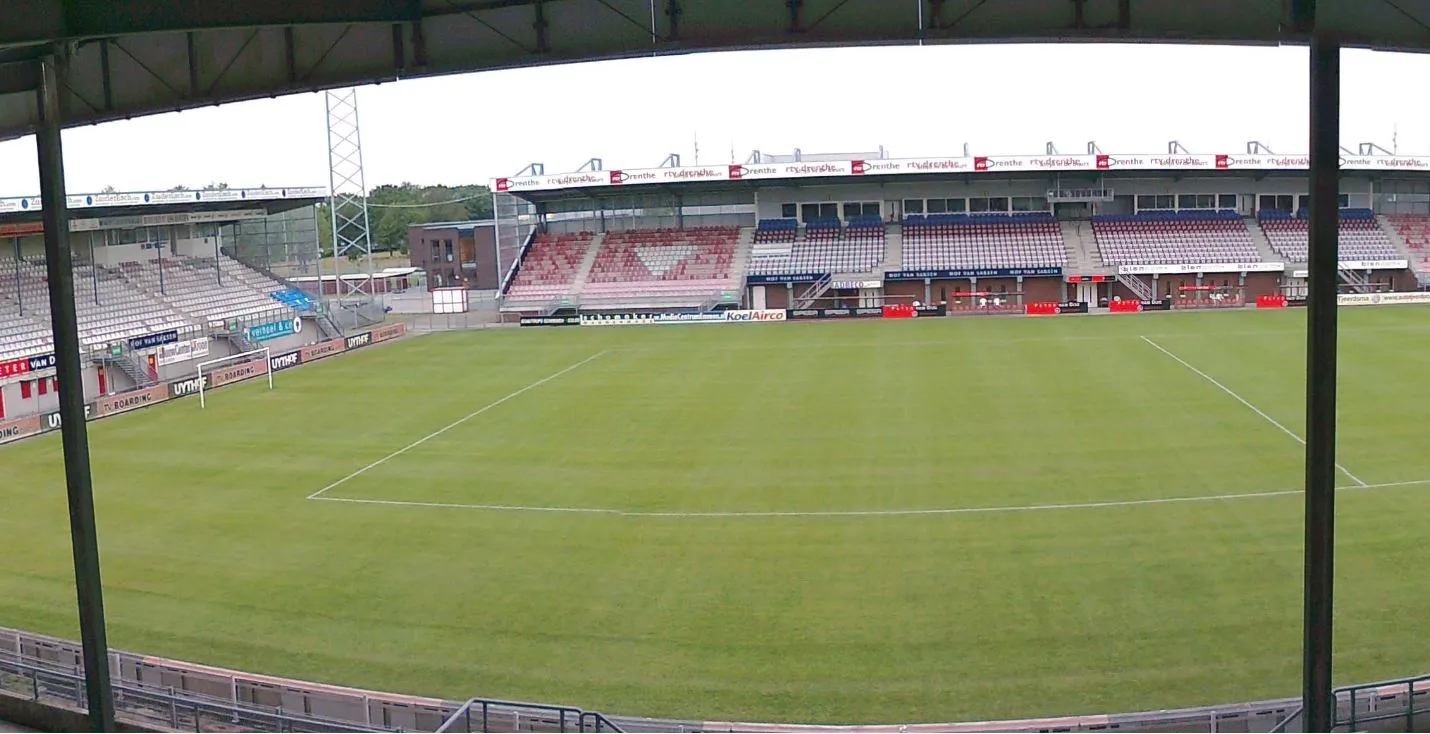 fc emmen stadion de oude meerdijk emmen ccbysa30 emmenaar
