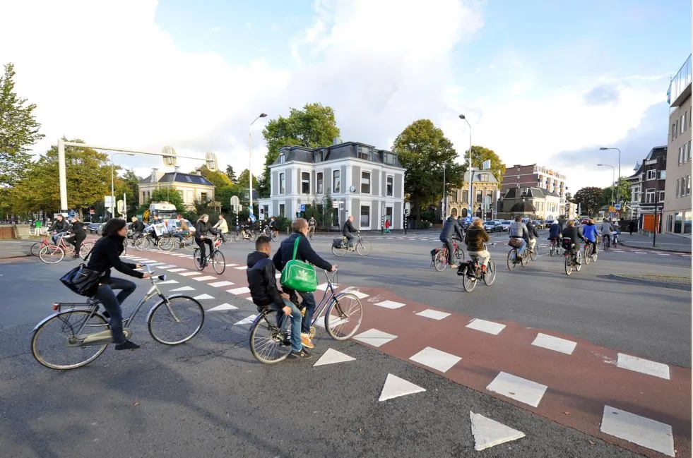 fietsers kruispunt hereweg groningen