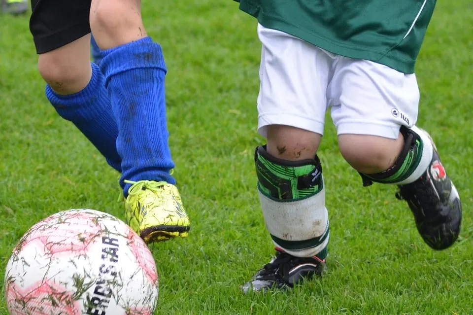football 1426986 960 720 voetbal kinder voeten