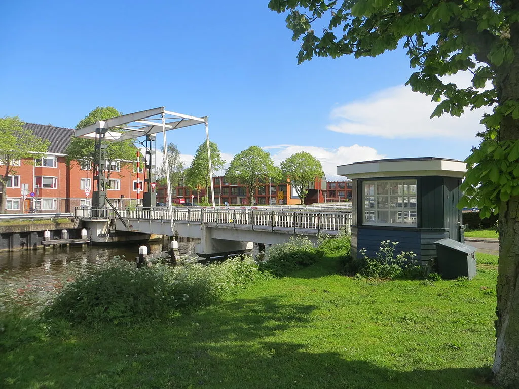 groningen oliemuldersbrug 02 cc by sa 40 elvesham