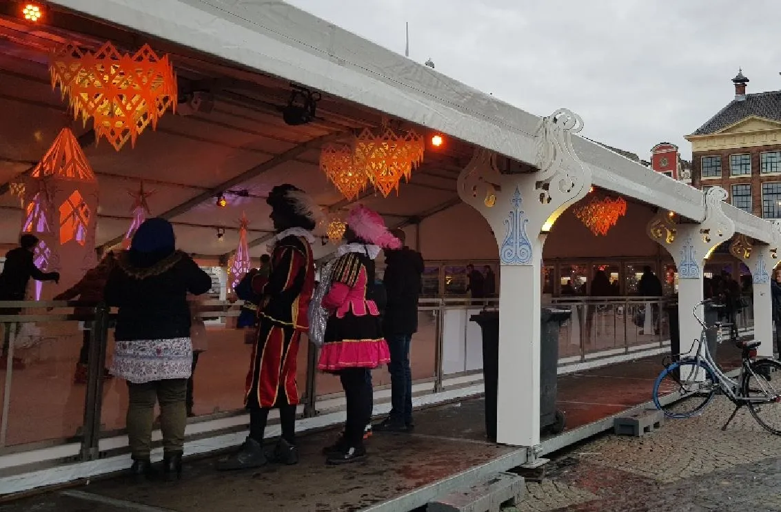 groningen on ice zwarte pieten