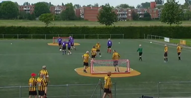 hannn walking football beeldcitaat rtvoog