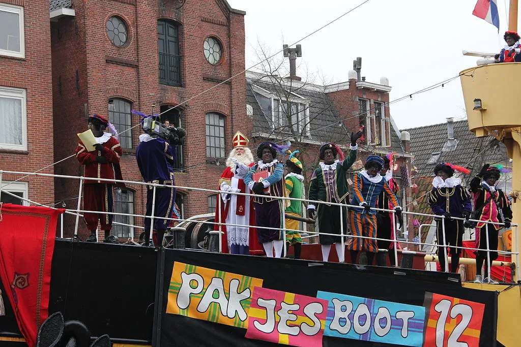 intochsinterklaas2013groningen cc by sa 30 rudie niemeijer