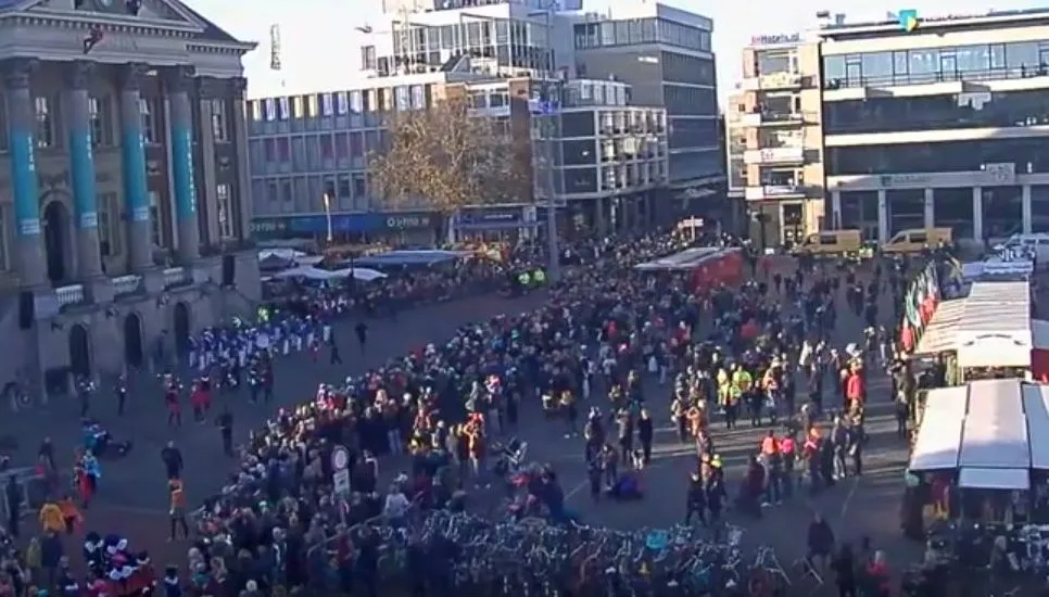 intocht sinterklaas bouwwebcam grote markt 2018 e1542465444386