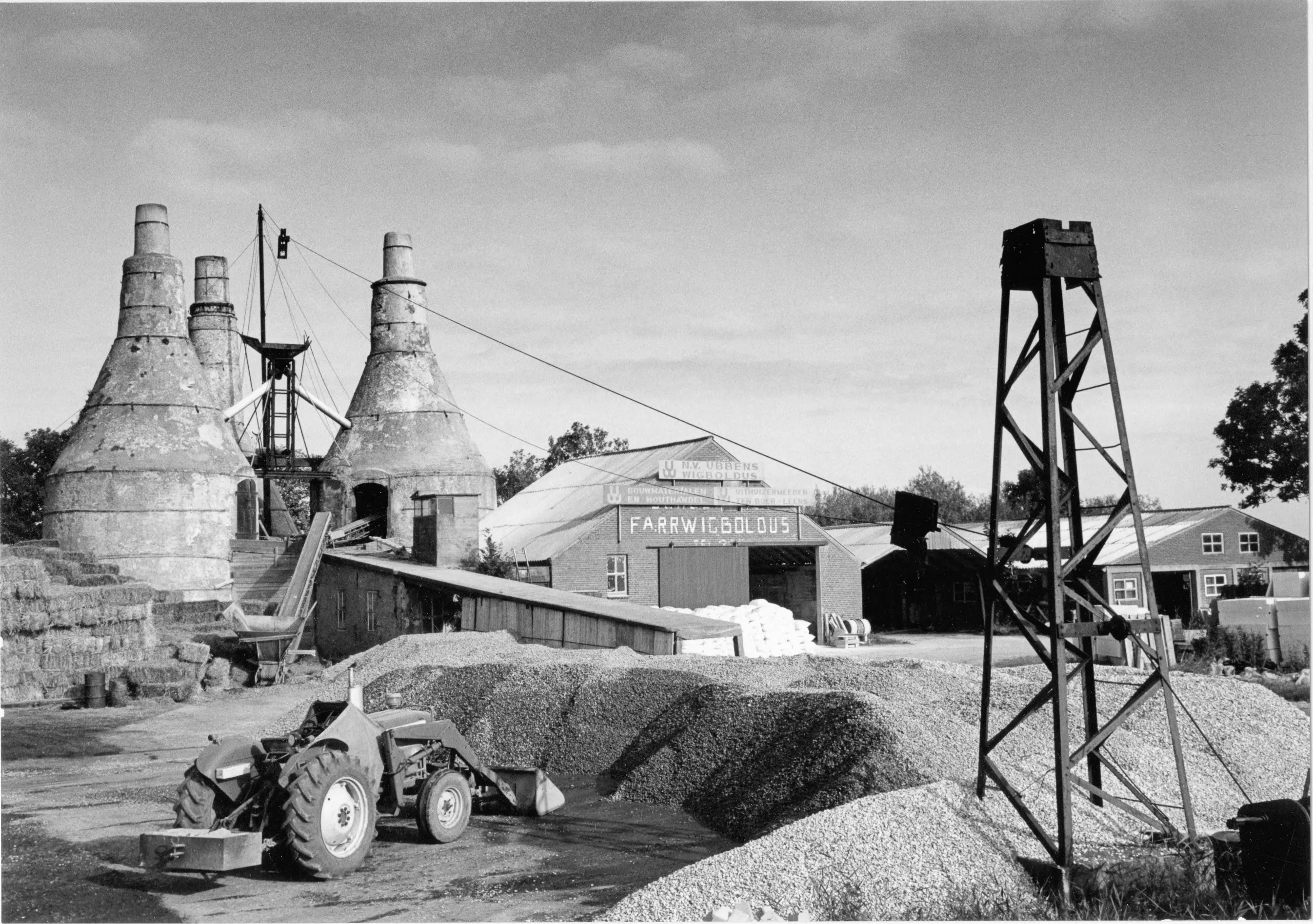 kalkovens garmerwolde kalkovens garmerwolde 1973 foto ma douma collectie groninger archieven
