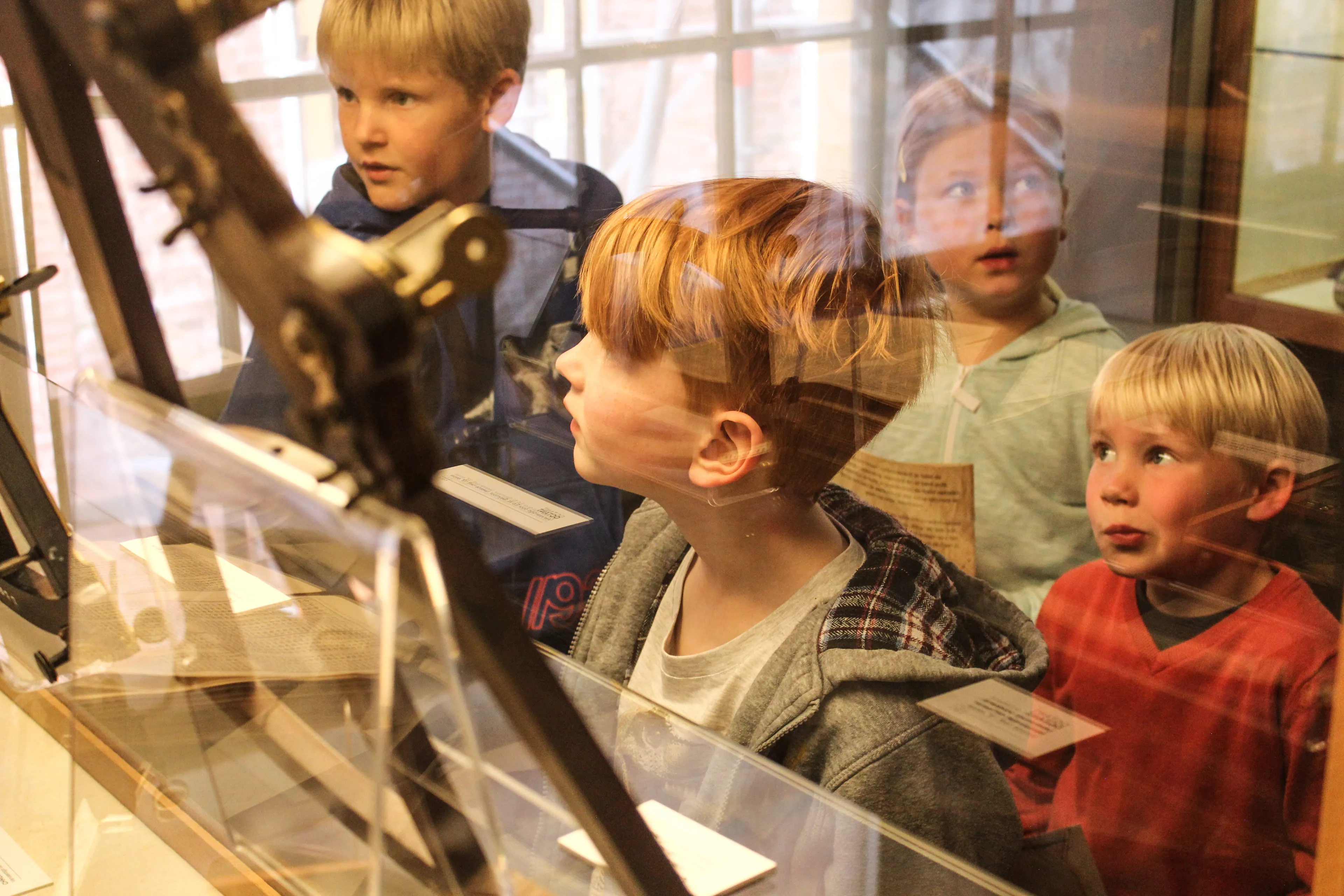 kinderen in het museum antrude oudman
