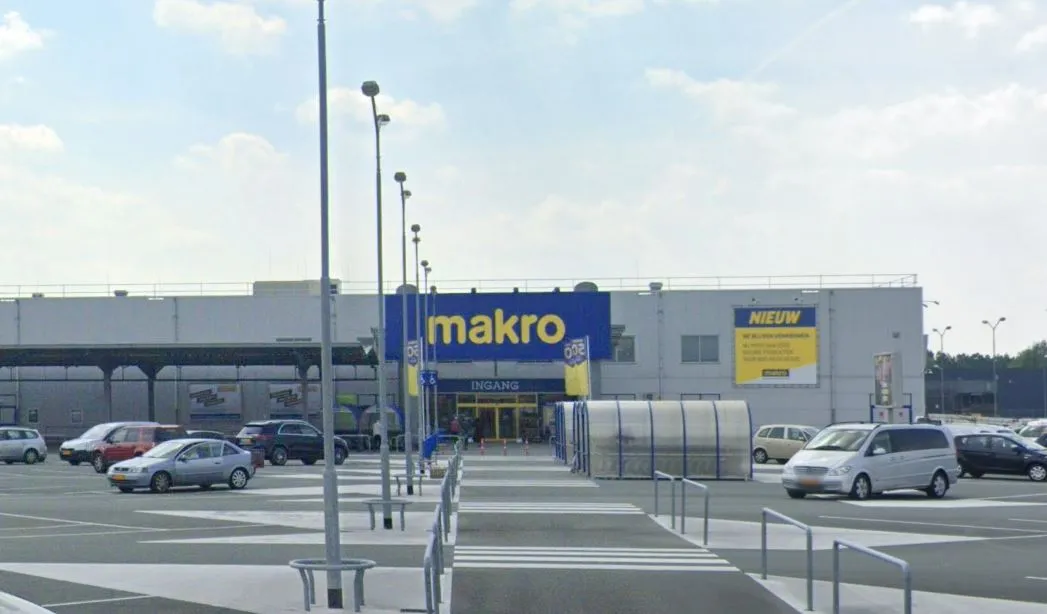 makro