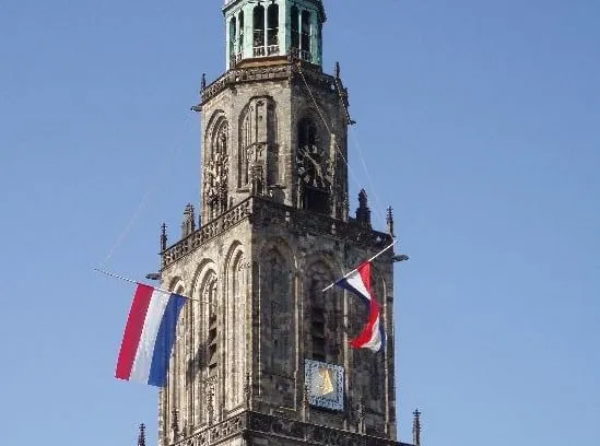 martinitoren vlag half stok cc by sa 25 onderwijsgek 549x408