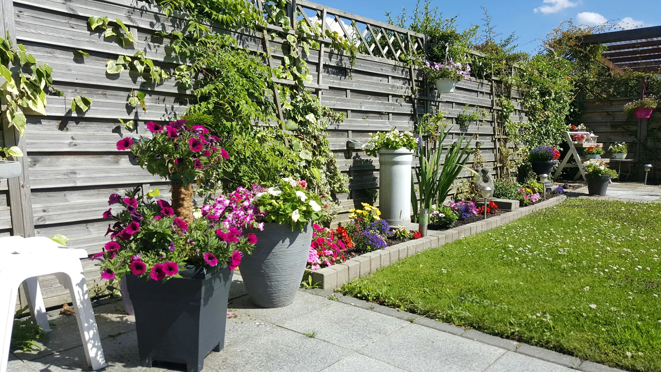 mooi weer eigen tuin