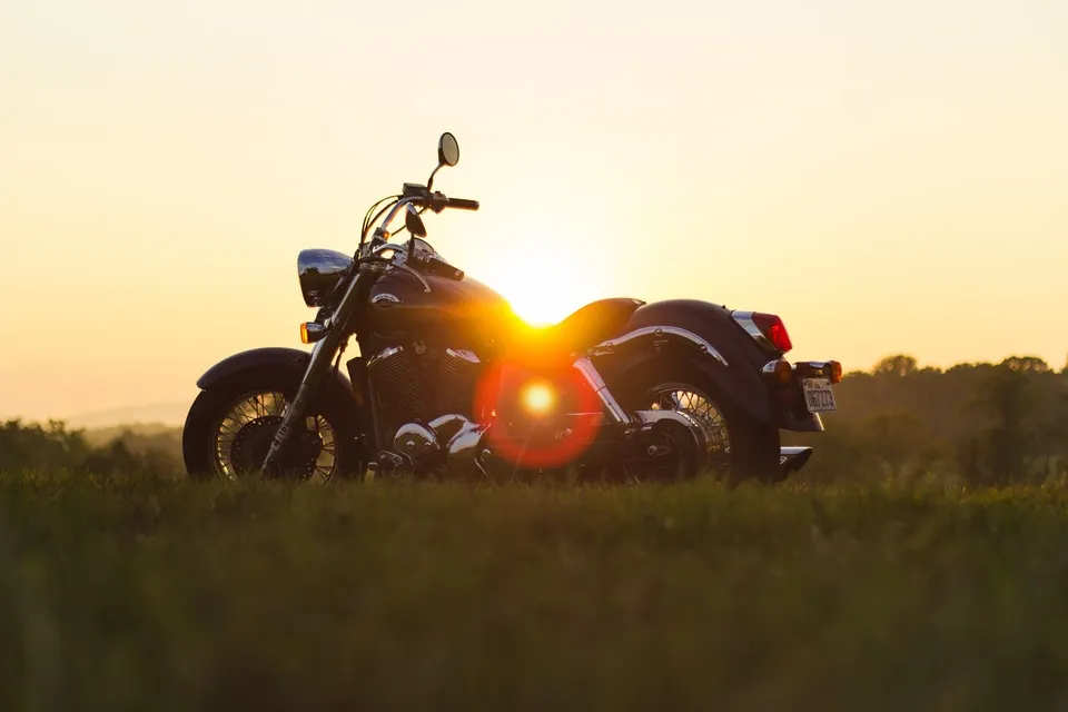 motorcycle 933022 960 720