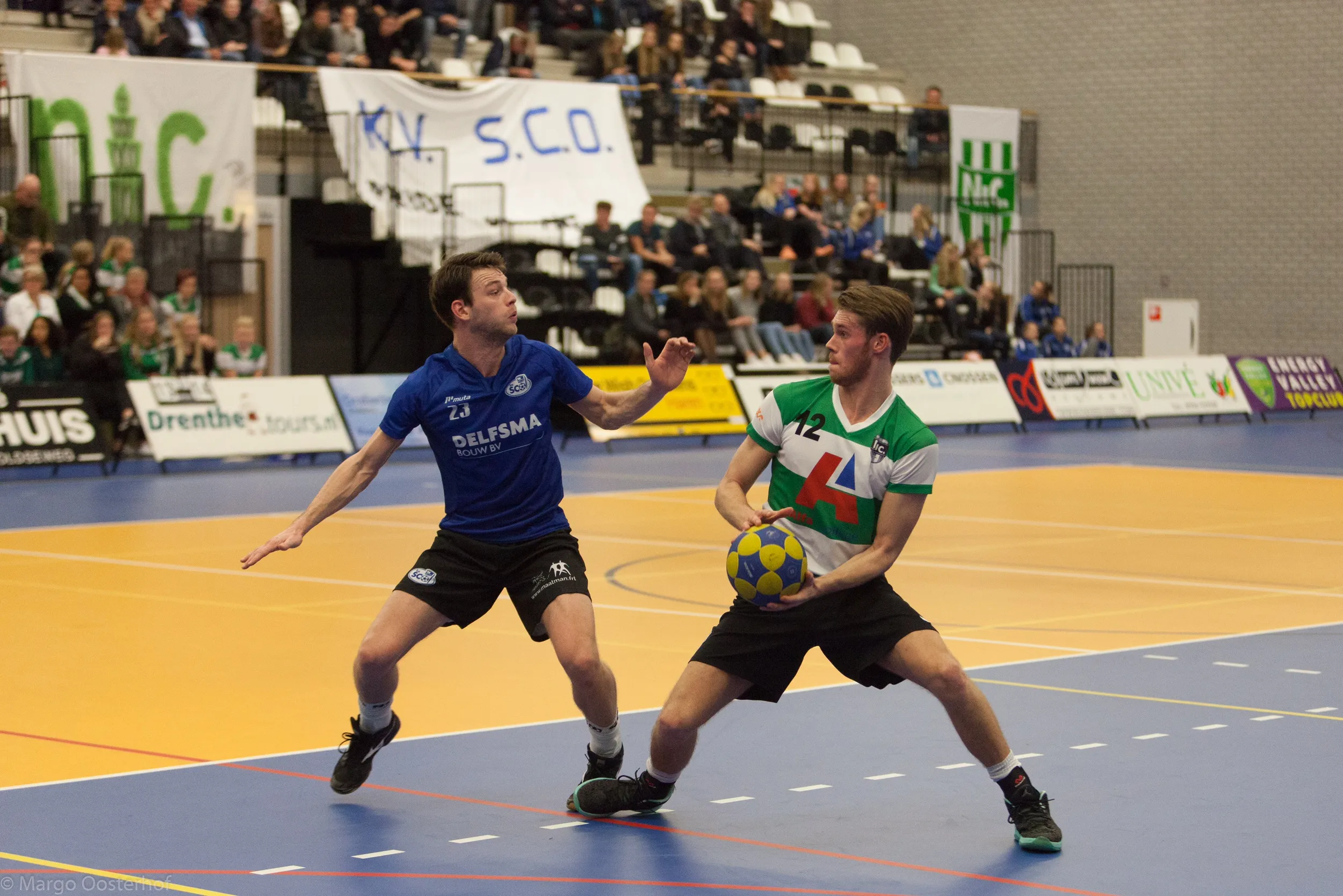 nic 11 december margo oosterhof foto ontvangen van douwe vlot communicatie sponsoring korfbalvereniging nic