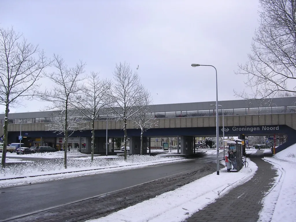 noorderstation groningen sneeuw cc by sa 30 michh 2005