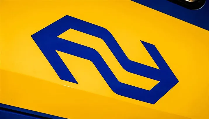 ns zet wegens storm minder treinen in 715x408