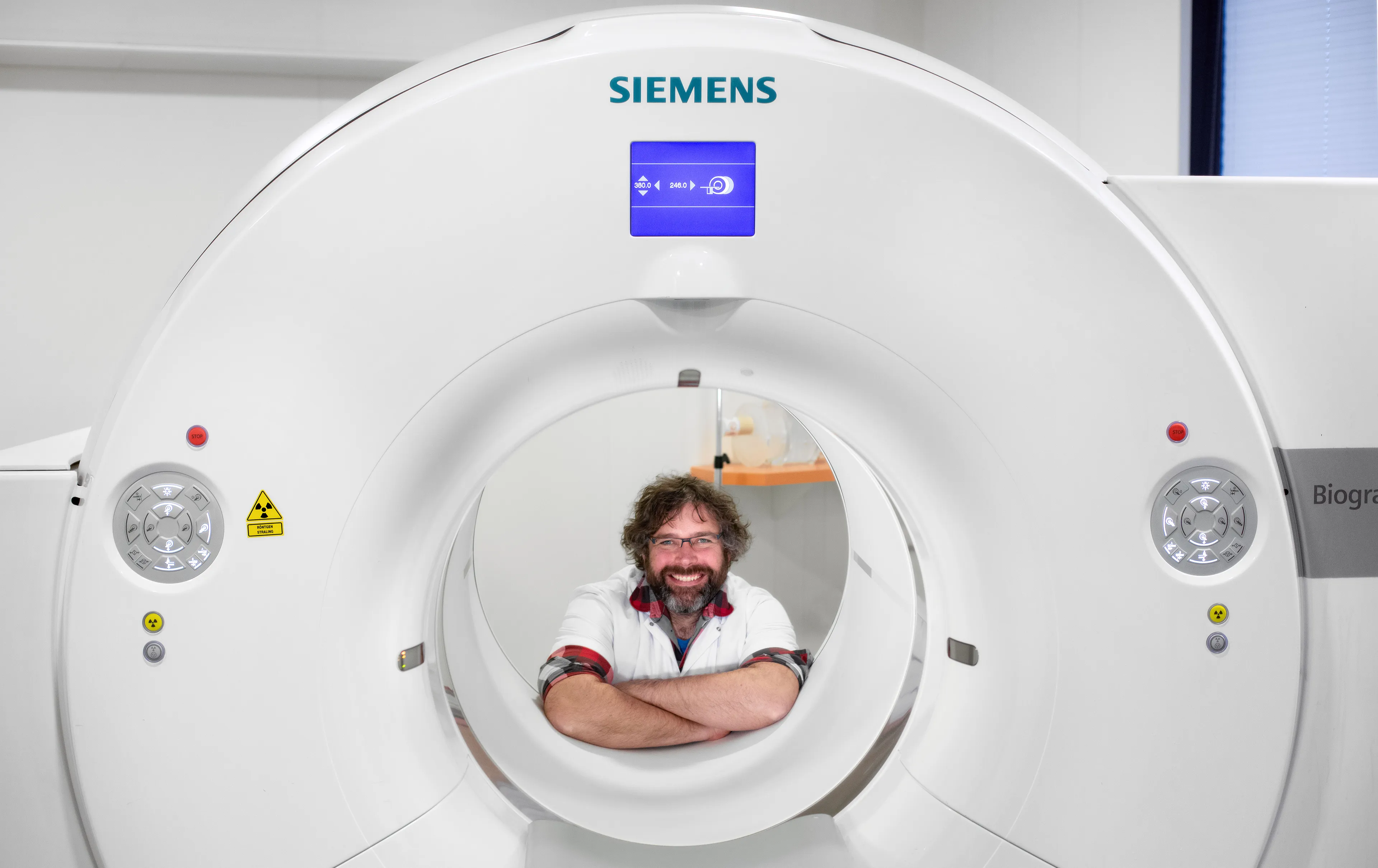 nucleair geneeskundige bij de petct scanner martini ziekenhuis 1 klaas pieter koopmans nucleair geneeskundige bij een pet ct scanner in het martini ziekenhuis