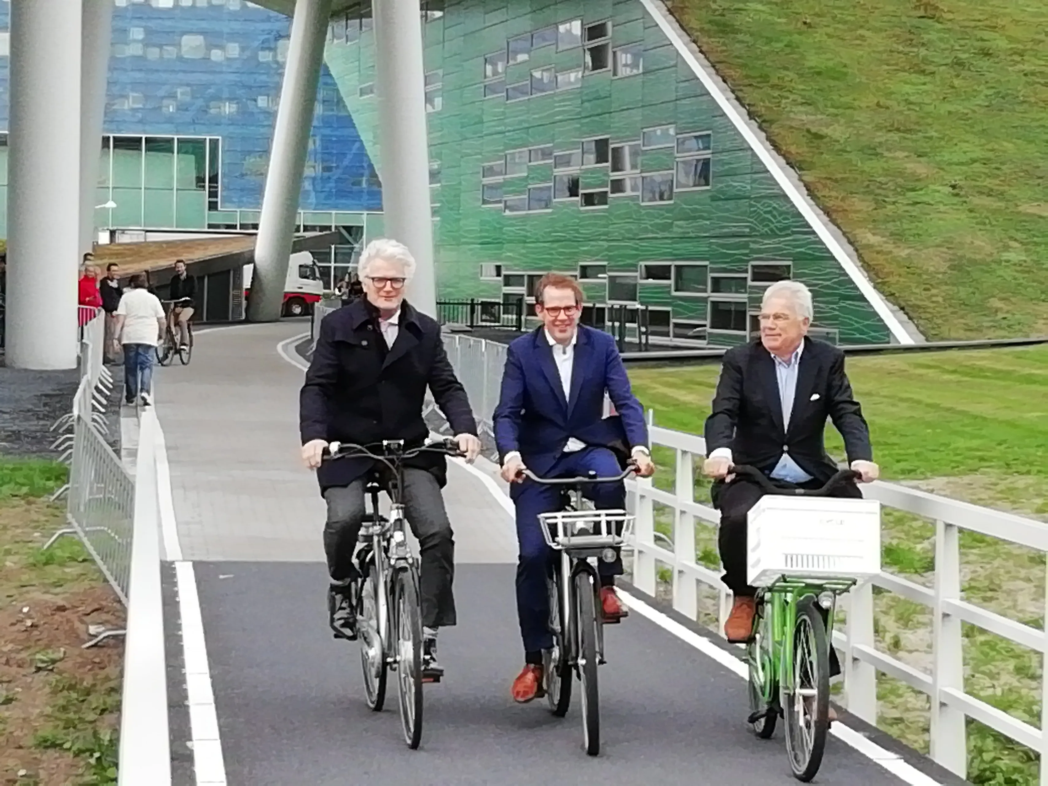 opening fietsbrug penningsdijk