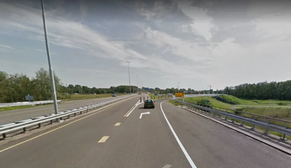 oprit afrit naar oostelijke ringweg