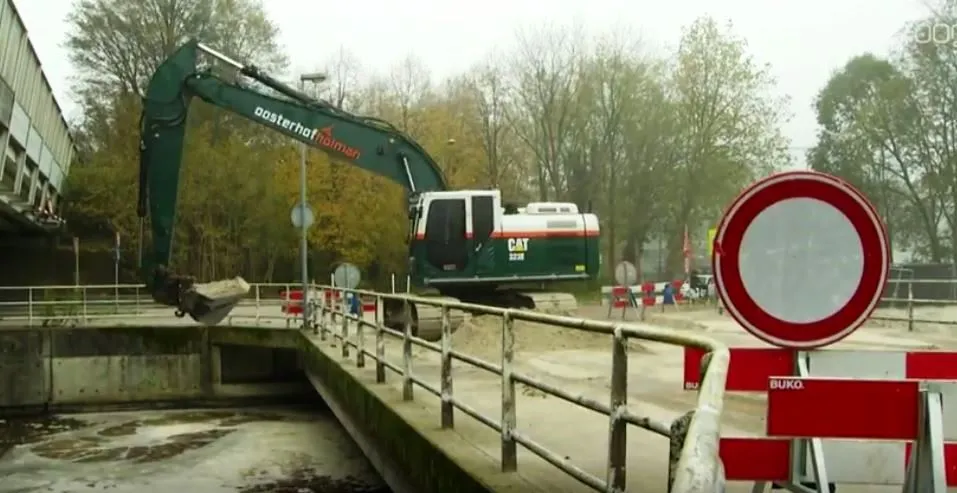 oude winschoterdiep deels gedempt youtube oogtv