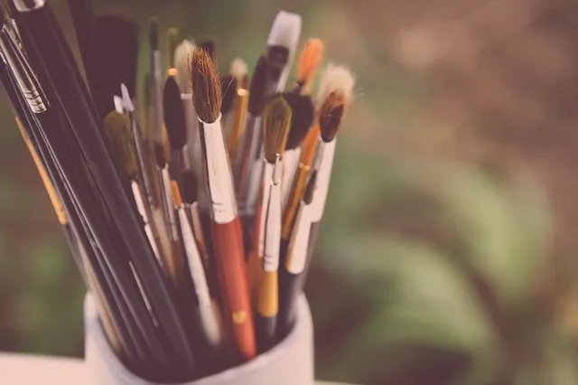 paint brushes 984434 640