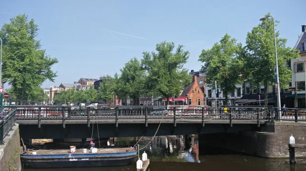 poelebrug