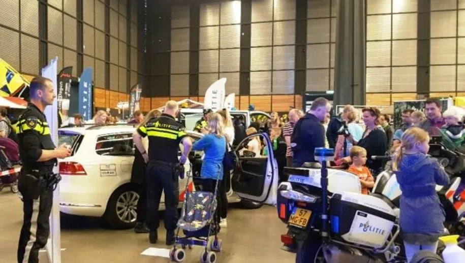 politie drukte 915x518 112 groningen dag 2018