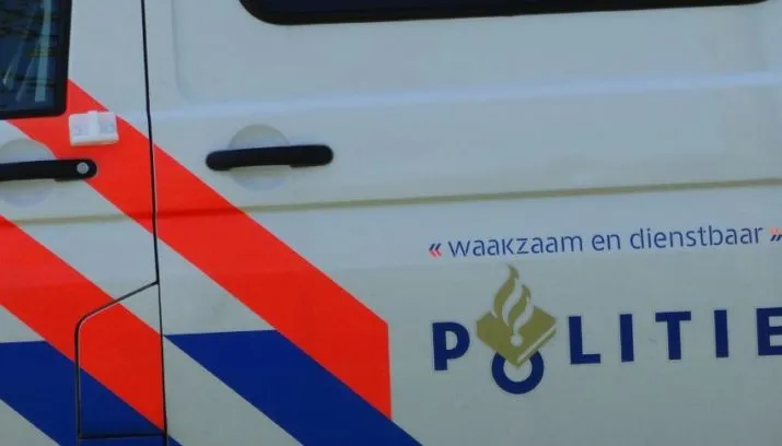 politiedeur1 715x408