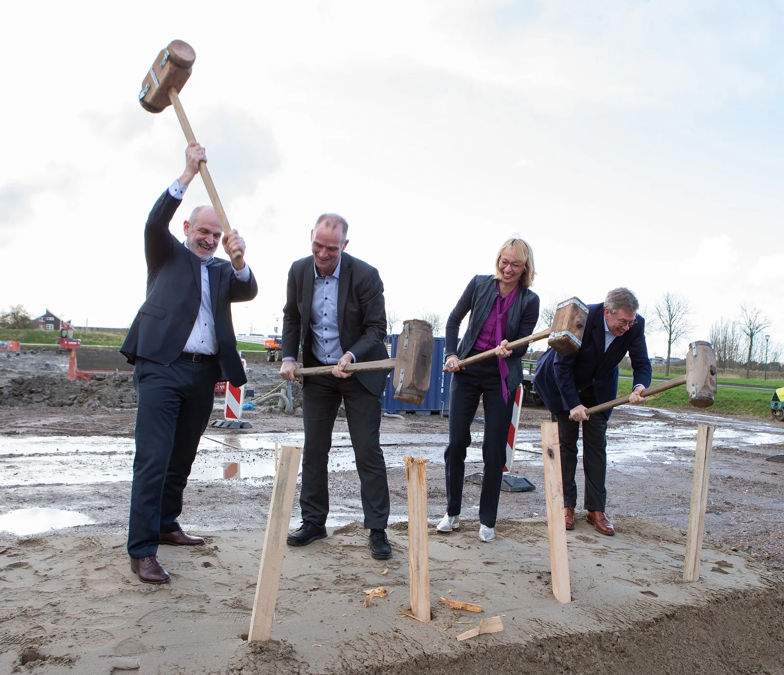 polyganics eerste paal 3 mrt fotograaf toon grobet 1