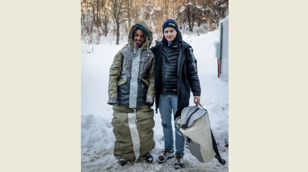 roc tassen sheltersuits sarajevo e1545482329209