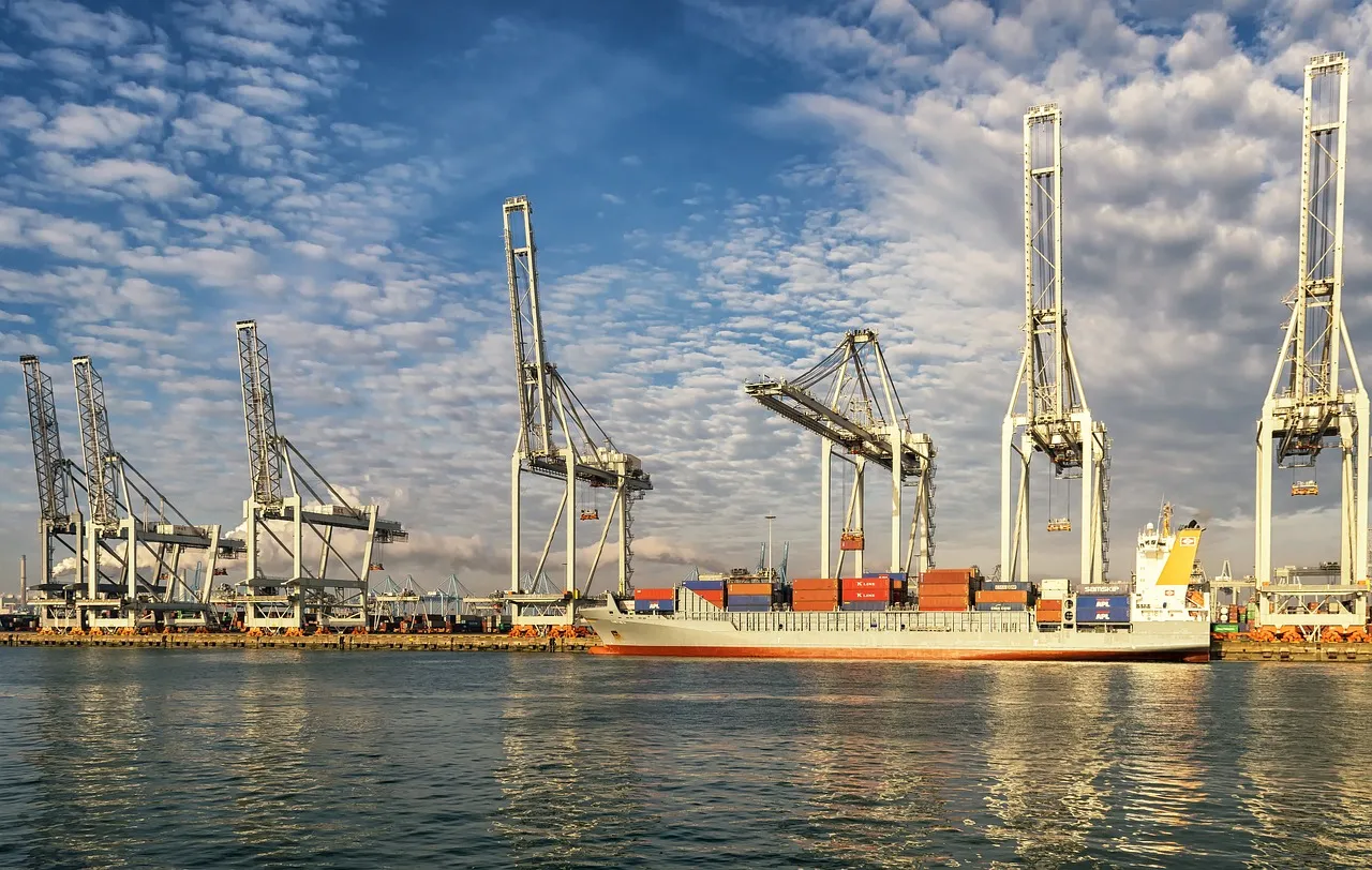 rotterdam 1913741 1280 haven