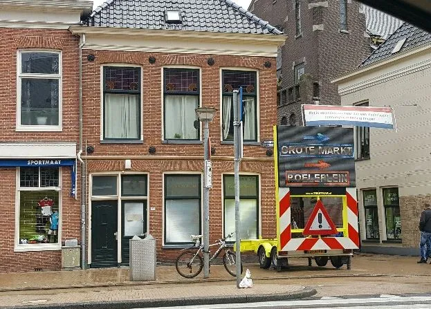 route bord grote markt