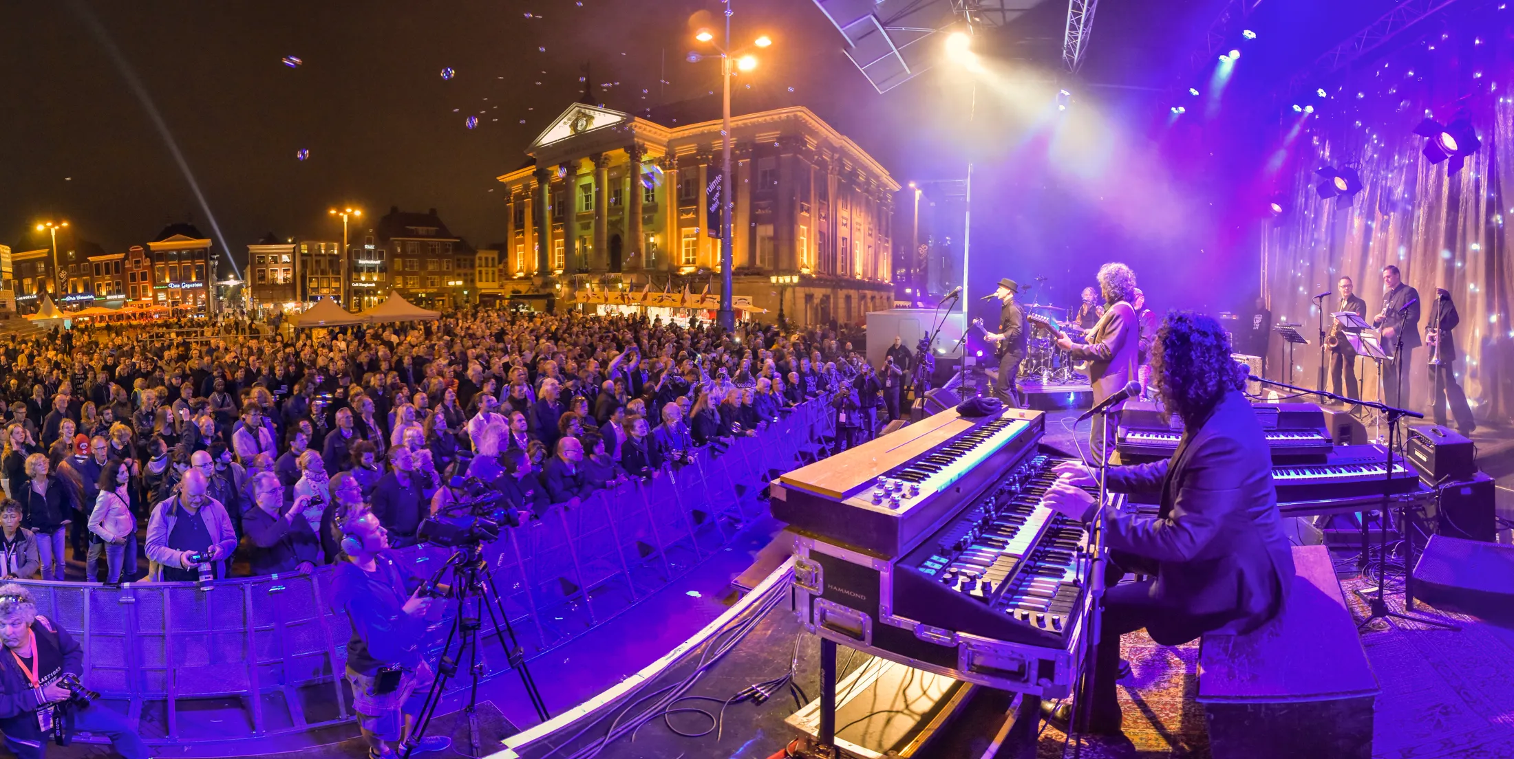 sfeerfoto aan van swingin groningen 2015