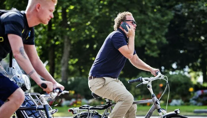 slim fietsslot blokkeert smartphonegebruik 715x408
