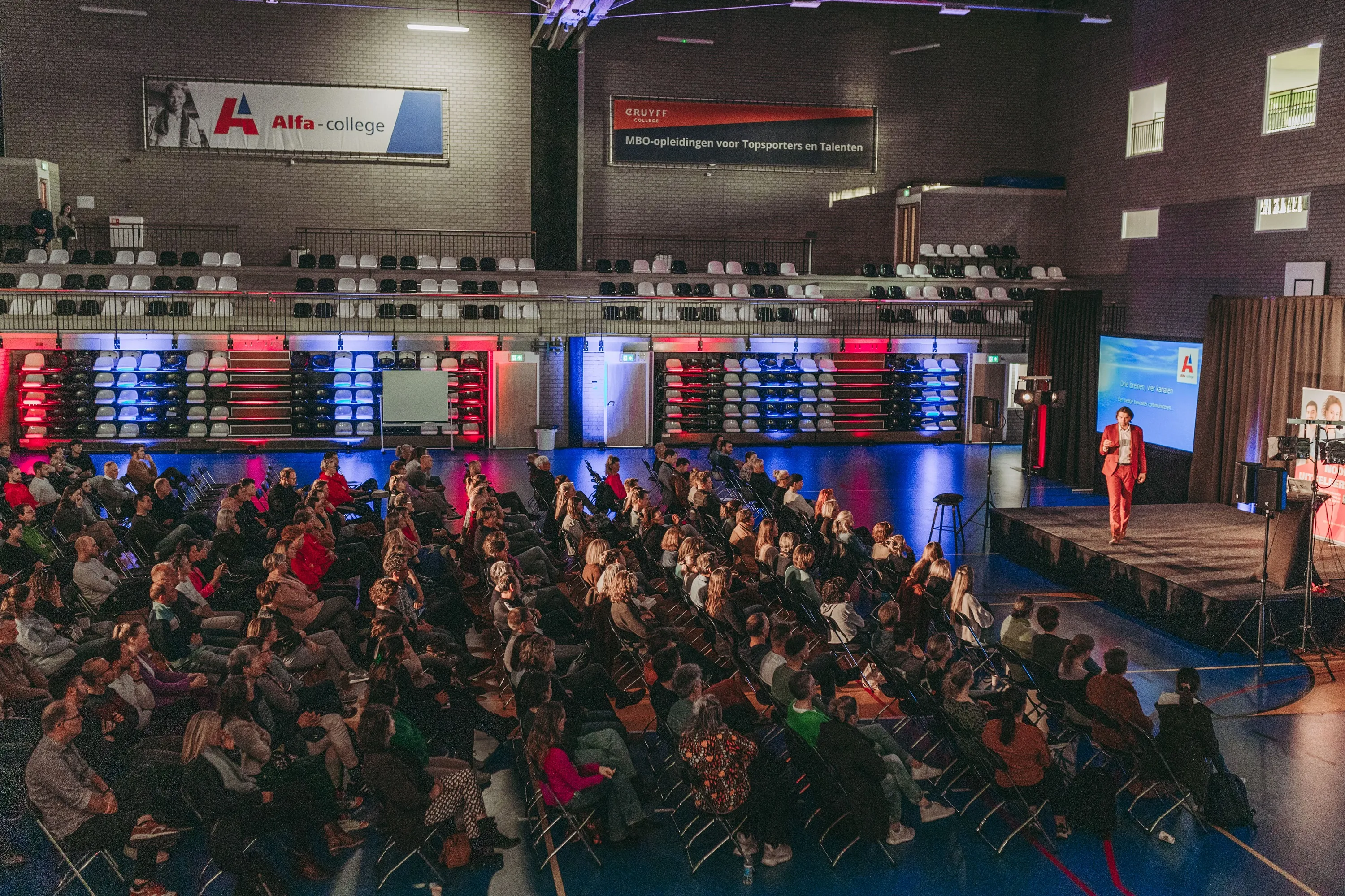 steven pont tijdens het symposium samen groeien foto1 stella dekker fotografie via alfa