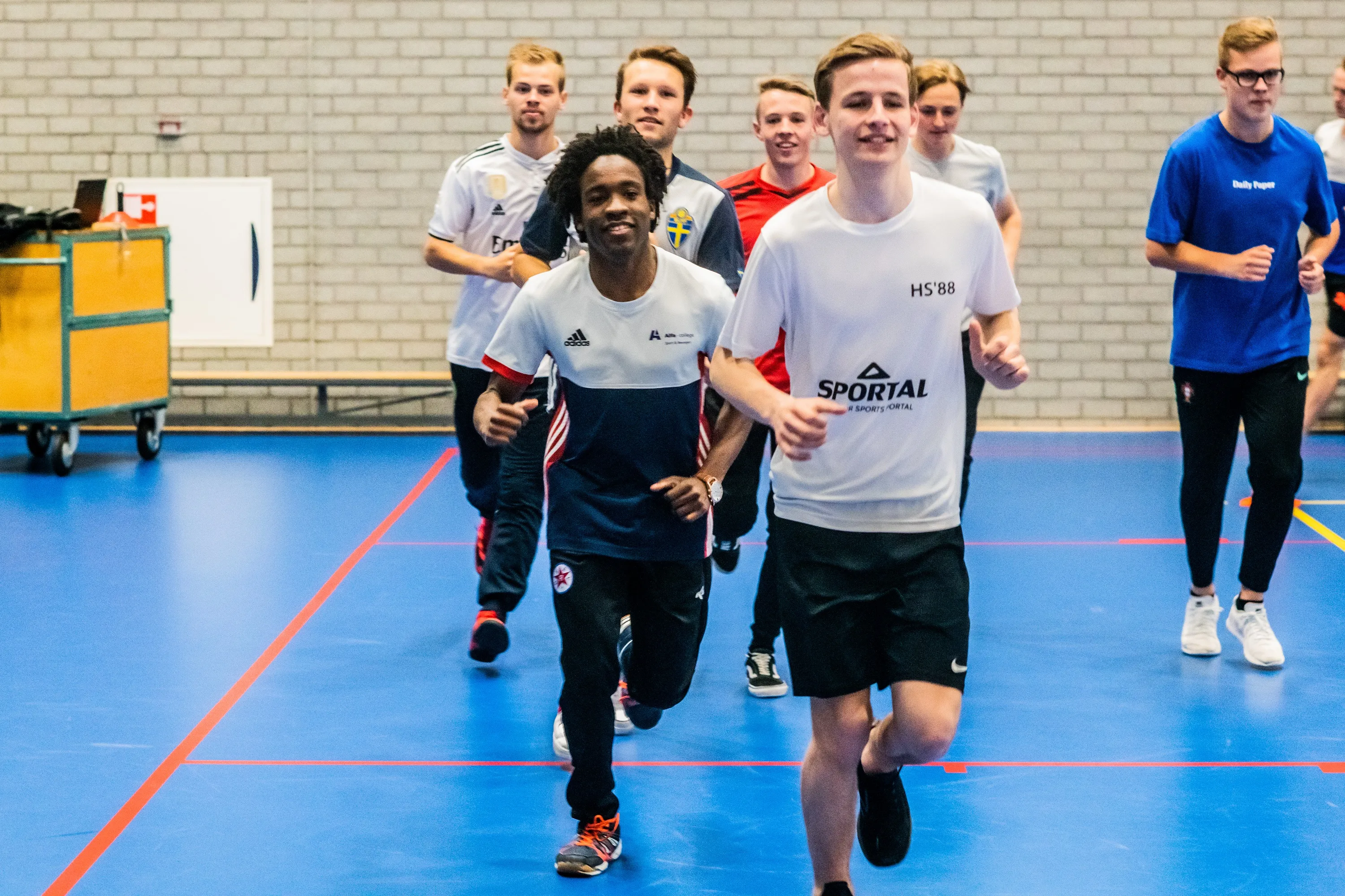 studenten alfa college aan het sporten 1