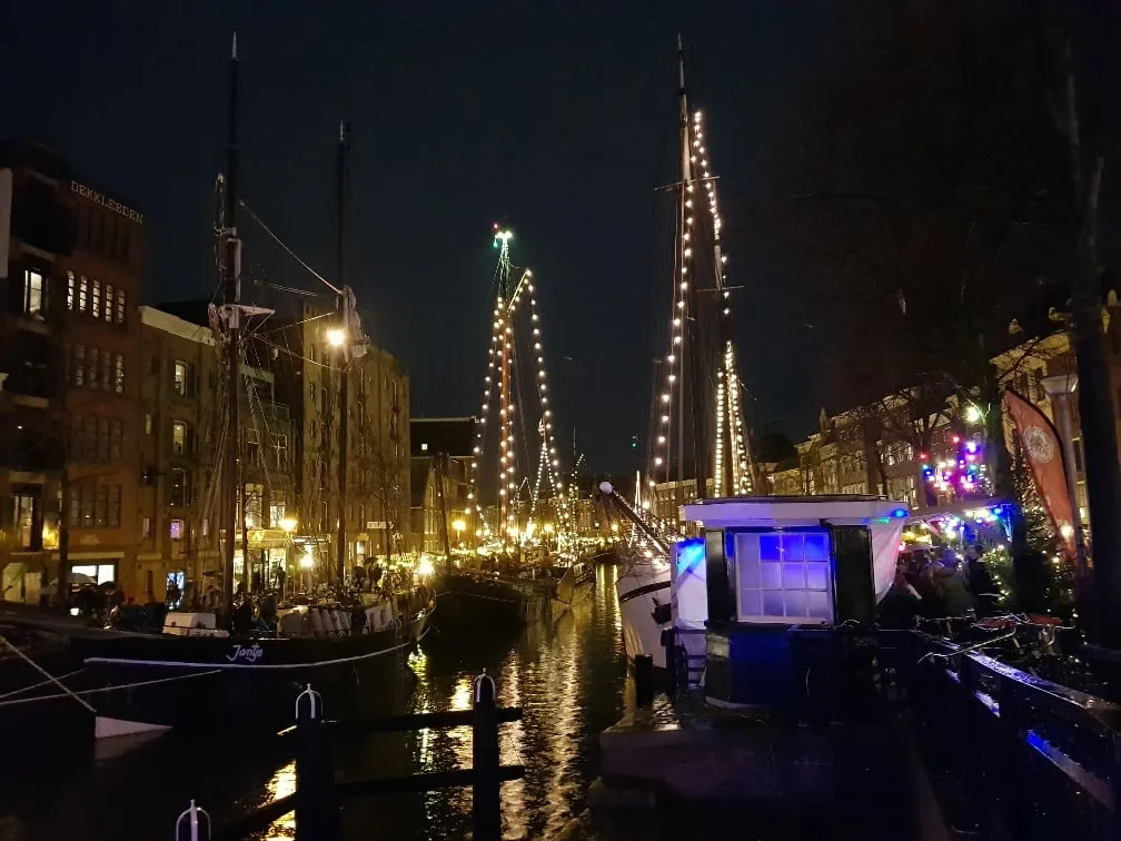 winterwelvaart in de avond de redactie